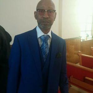 Meet your Posher, Gregory